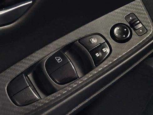 Used 2023 Nissan Sentra SV FWD image 27