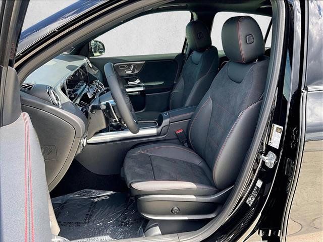 New 2026 Mercedes-Benz GLA 35 AMG 4MATIC image 11