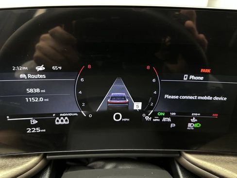 Used 2025 Audi Q5 Premium Plus w/ Premium Plus AWD/4WD image 15