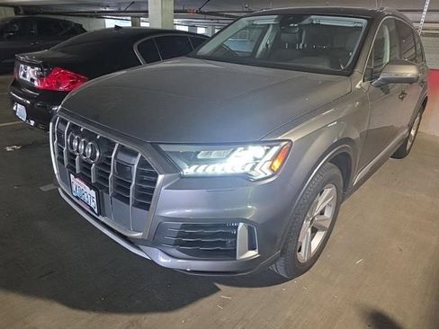 Used 2023 Audi Q7 3.0T Premium w/ Convenience Package AWD/4WD image 2