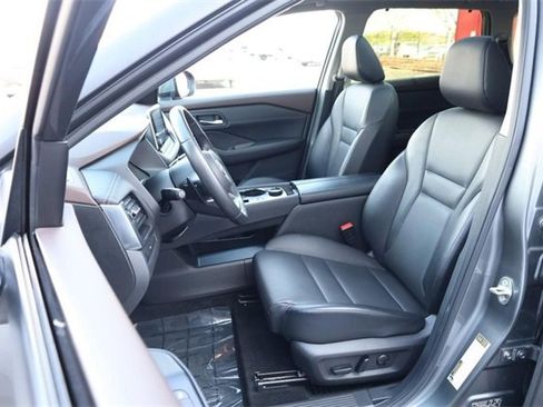 Certified 2023 Nissan Rogue SV w/ SV Premium B Package image 10