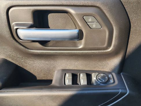 Used 2019 GMC Sierra 1500 4x4 Crew Cab w/ 1SA Driver Alert Package I image 32