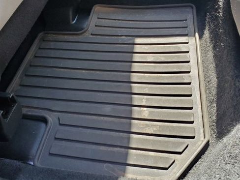 Used 2015 Subaru Forester 2.5i Premium w/ All-Weather Package image 40