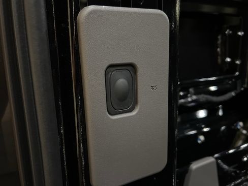 New 2025 Ford Transit 350 148 Medium Roof AWD image 28