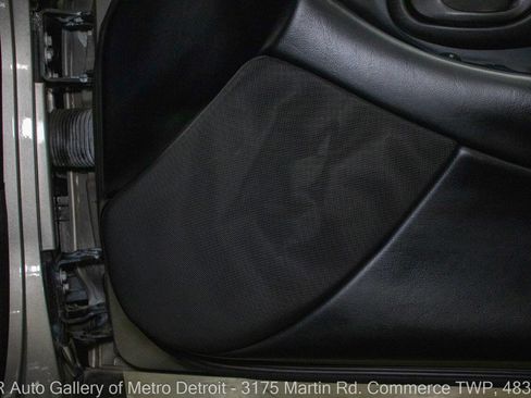 Used 1999 Chevrolet Corvette Coupe RWD image 39