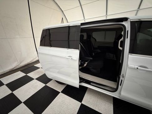 Used 2023 Chrysler Voyager LX FWD image 24