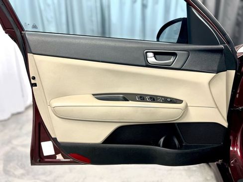 Used 2018 Kia Optima LX image 31