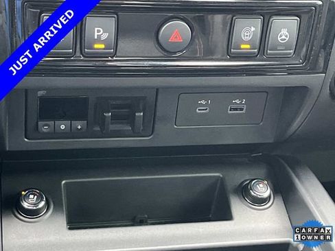 Used 2021 Nissan Titan PRO-4X w/ Pro-4x Convenience Package AWD/4WD image 36
