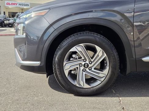 Used 2022 Hyundai Santa Fe SEL w/ Convenience + Premium Package FWD image 9