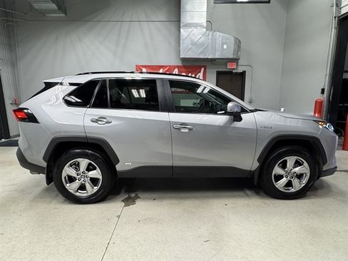 Used 2020 Toyota RAV4 Limited w/ Limited Grade Weather Package AWD/4WD image 8