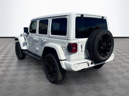 Used 2022 Jeep Wrangler Unlimited Sahara AWD/4WD image 8