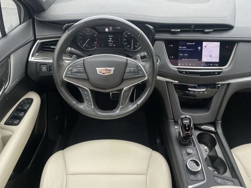 Used 2022 Cadillac XT5 Sportv AWD/4WD image 11