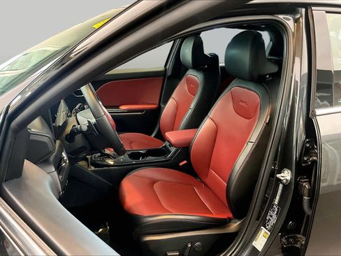Used 2025 Kia K4 GT-Line Turbo FWD image 8