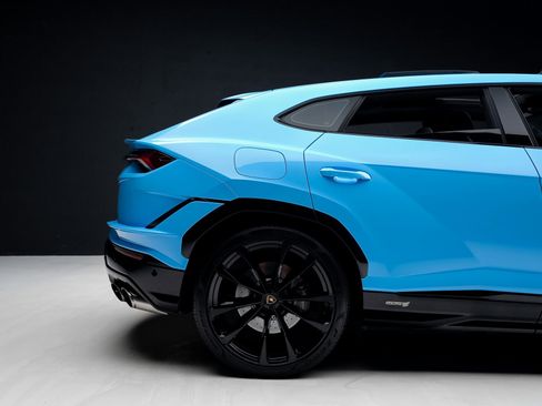 Used 2024 Lamborghini Urus S image 37