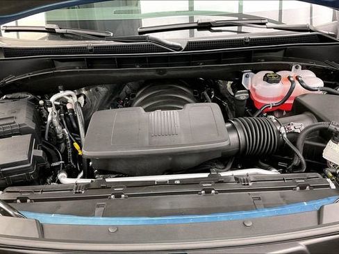 New 2026 GMC Yukon Elevation w/ Elevation Premium Package AWD/4WD image 13