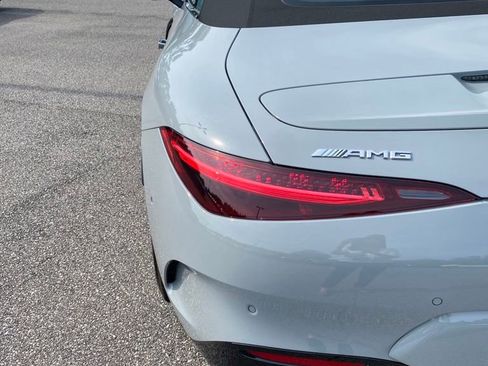 Certified 2022 Mercedes-Benz SL 55 AMG 4MATIC image 7