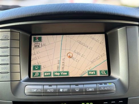 Used 2006 Lexus LX 470 4WD image 35