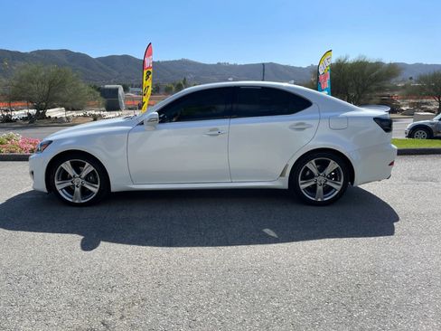 Used 2013 Lexus IS 250 w/ Premium Pkg Value Edition RWD image 8