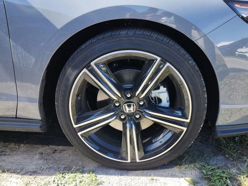 Used 2025 Honda Accord Sport image 11