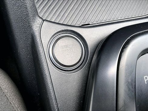 Used 2025 Kia K4 FWD image 33