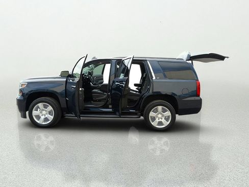 Used 2019 Chevrolet Tahoe LT w/ Max Trailering Package RWD image 12