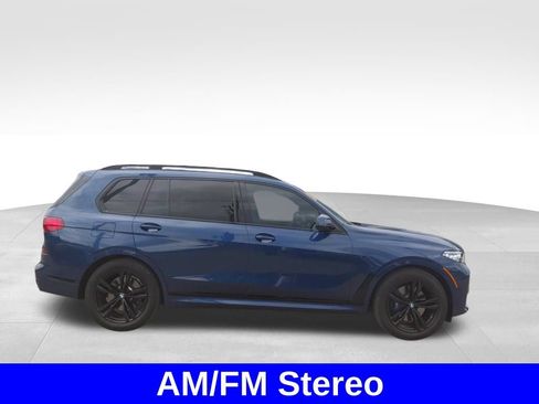 Used 2022 BMW X7 xDrive40i w/ M Sport Package AWD/4WD image 9