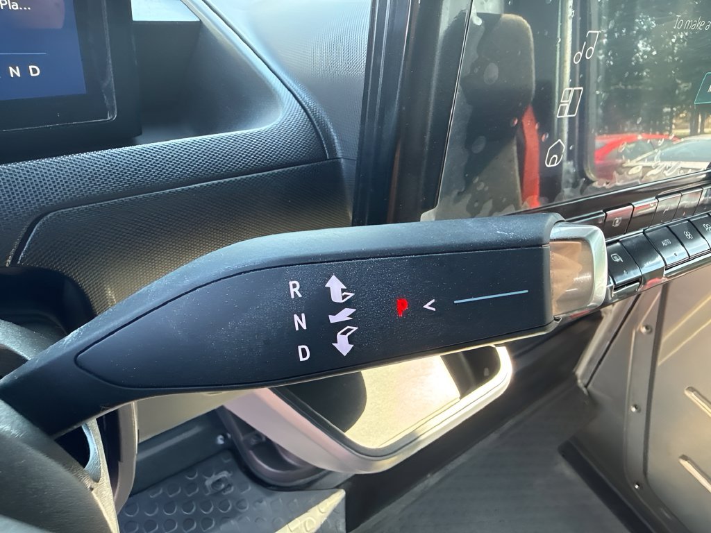 Used 2024 Chevrolet Brightdrop 600 w/ Battery Pack, Max Range AWD/4WD image 16