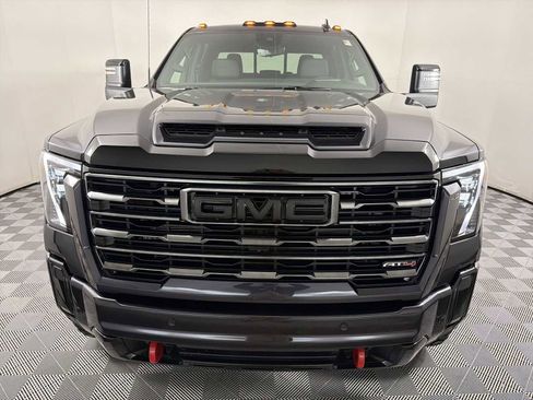 New 2026 GMC Sierra 2500 AT4 w/ AT4 Premium Plus Package image 4