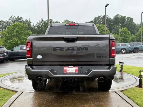 New 2026 RAM 1500 Express AWD/4WD image 6