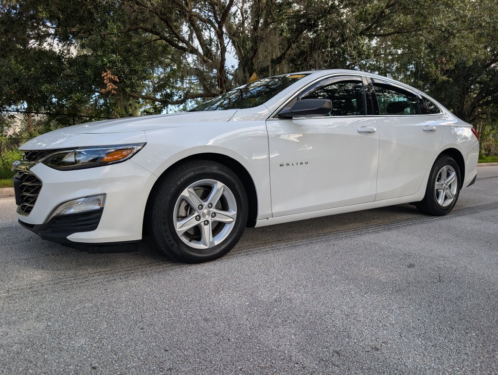 Used 2023 Chevrolet Malibu LS FWD image 3