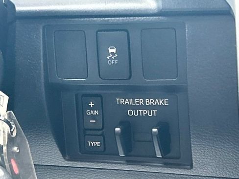 Used 2016 Toyota Tundra SR5 AWD/4WD image 56