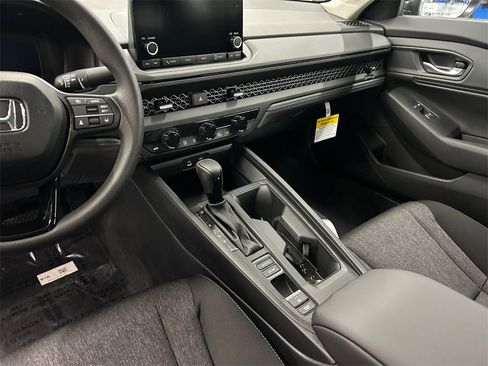 New 2025 Honda Accord SE image 11