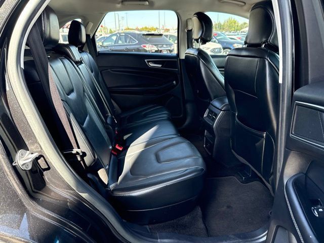 Used 2015 Ford Edge Titanium AWD/4WD image 18