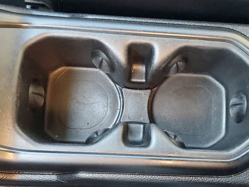 Used 2020 Jeep Gladiator Overland w/ Advanced Safety Group image 22