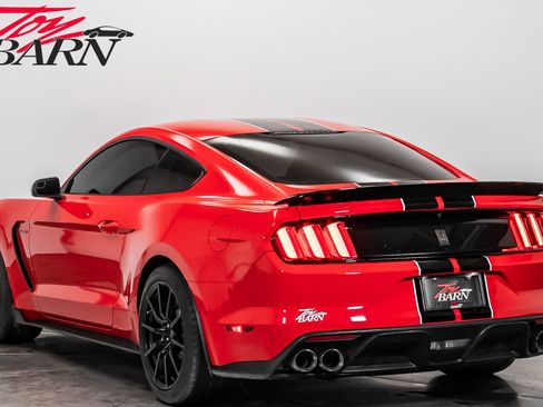 Used 2016 Ford Mustang Shelby GT350 w/ Track Package image 3