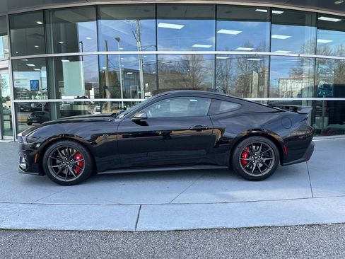 New 2026 Ford Mustang Dark Horse image 36