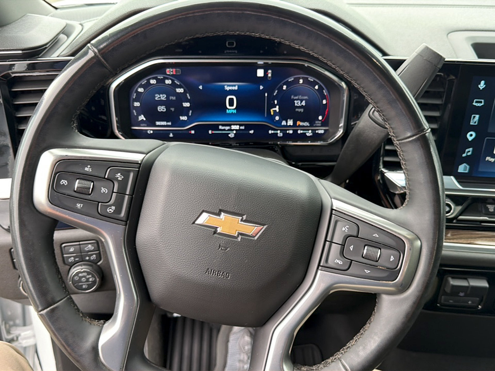 Used 2025 Chevrolet Silverado 2500 LT w/ Safety Package AWD/4WD image 18