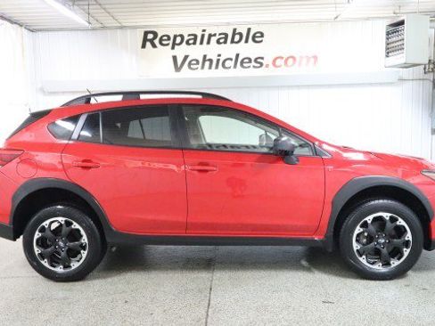 Used 2023 Subaru Crosstrek 2.0i AWD/4WD image 4