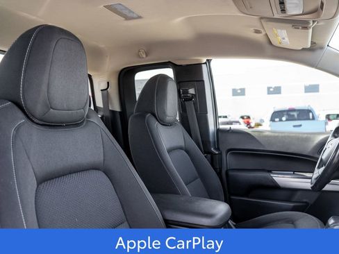 Used 2016 Chevrolet Colorado LT w/ LT Convenience Package RWD image 12