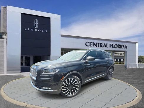 Certified 2023 Lincoln Nautilus Black Label w/ Class II Trailer Tow Package AWD/4WD image 32