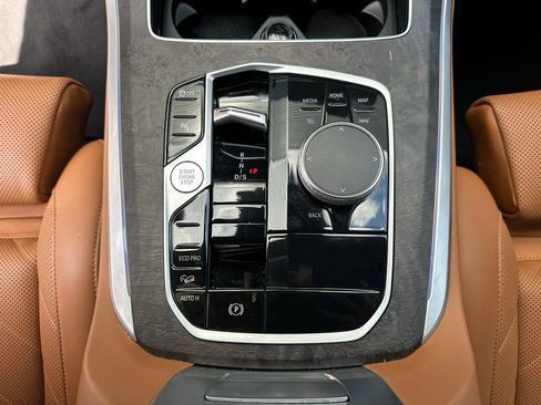 Used 2024 BMW X5 xDrive40i w/ M Sport Package image 28