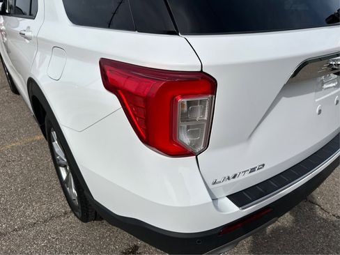 Used 2022 Ford Explorer Limited image 25