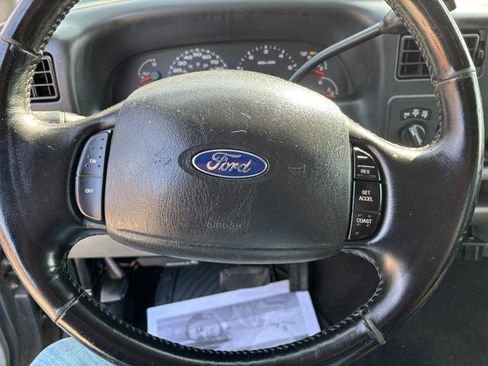Used 2004 Ford F250 XLT image 27
