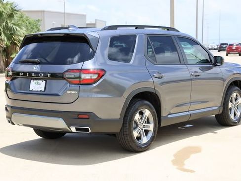 New 2026 Honda Pilot EX-L image 8