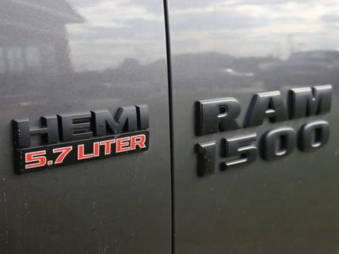 Used 2018 RAM 1500 Sport w/ Quick Order Package 26Q Night AWD/4WD image 7