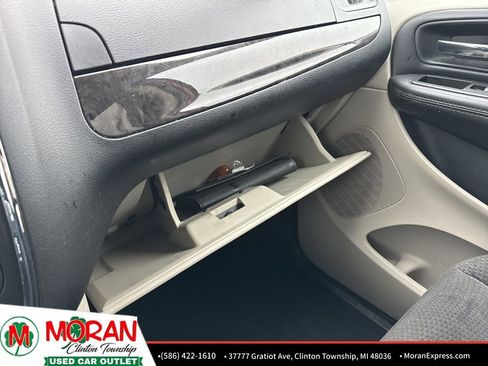 Used 2015 Dodge Grand Caravan SXT image 23
