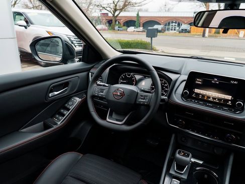 New 2026 Nissan Rogue Rock Creek image 10