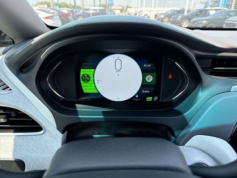 Used 2020 Chevrolet Bolt Premier w/ Infotainment Package FWD image 15