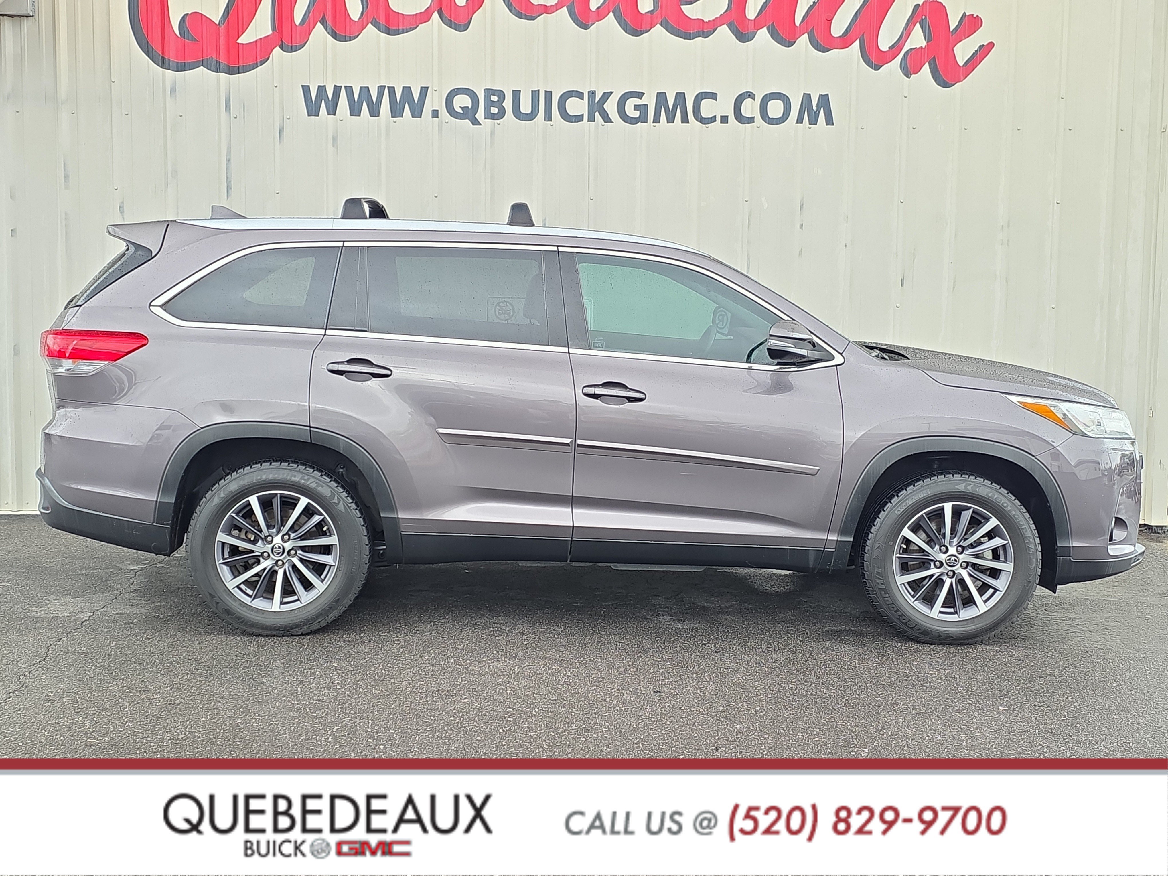 Used 2019 Toyota Highlander XLE FWD image 9