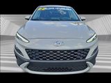 Used 2022 Hyundai Kona SE image 4